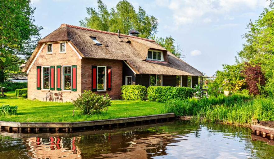 Why Choose a Budget Homestay in Langza Village?